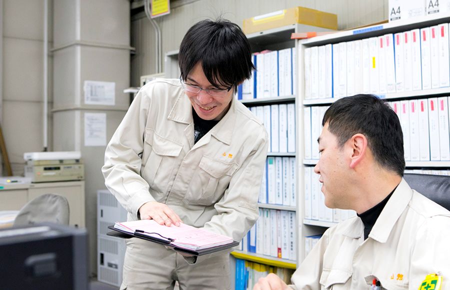 岡田 勇介の仕事風景